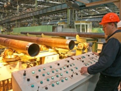 L'augmentation de la production d'indicateurs Надеждинского de l'usine sidérurgique